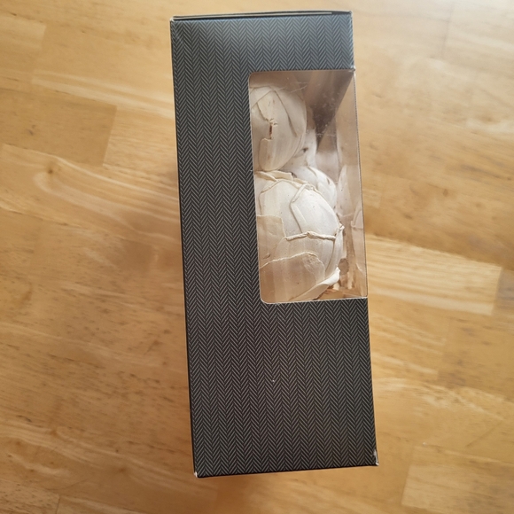 NEW Vase Filler, 15 Pieces In Color Cream By Threshold - Picture 6 of 8